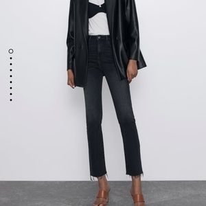 Z1975 HIGH RISE VINTAGE LOOK JEANS ZARA